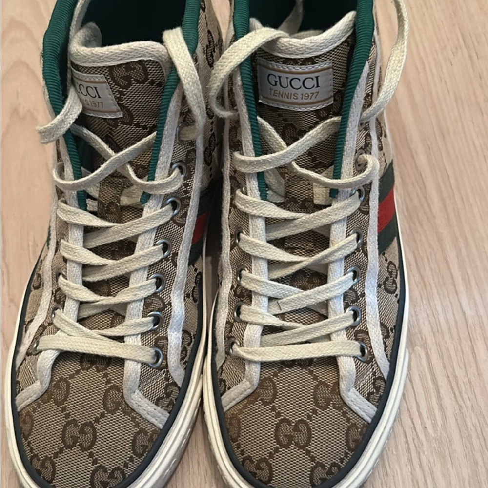 Gucci 1977 High-Top Sneakers with Green and Red Stripes